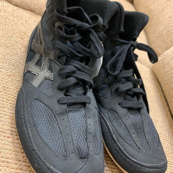 Asics Wrestling shoes sold - Picture 6 of 7